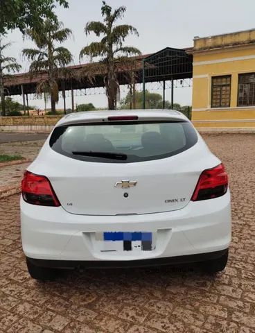VENDO ONIX LT 1.4 PARCELO NO BOLETO/PROMISSÓRIA  - Foto 3