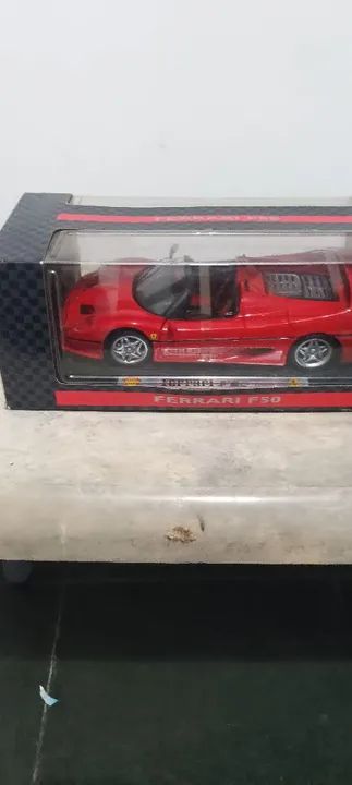 Ferrari F50 - lacrada. Scala 1:18 Coleção