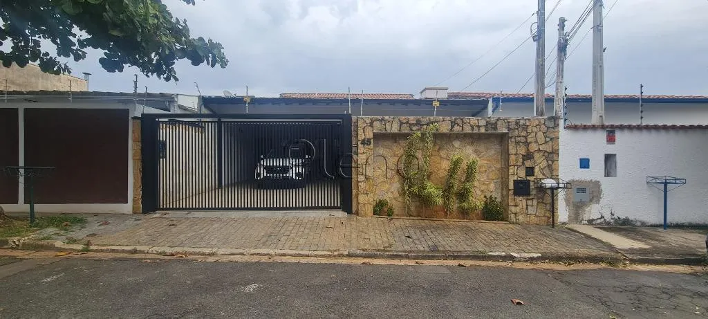 Casa à venda com 3 quartos no Jardim Guarani, Campinas.