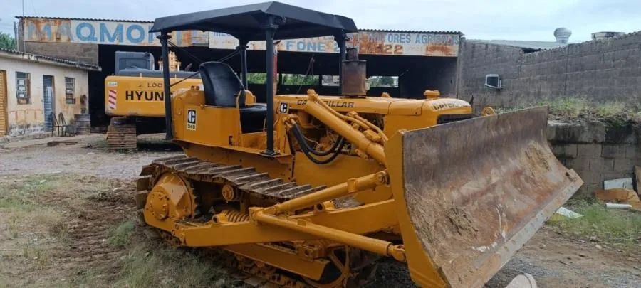 L)TRATOR DE ESTEIRA MARCA CATERPILLA, MODELO D4, ANO 1979. OPERACIONAL - PA9355