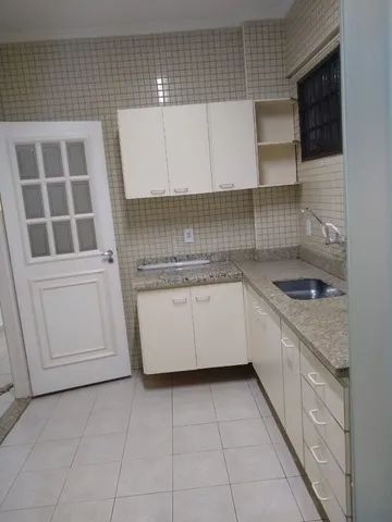 Captação de Apartamento a venda na Avenida Leais Paulistas - de 700/701 ao fim, Jardim Irajá, Ribeirão Preto, SP