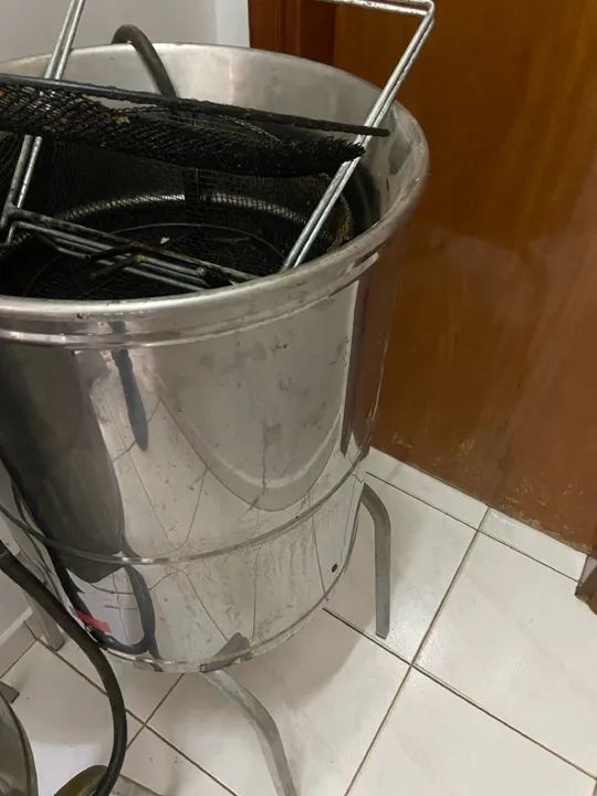 Fritadeira Industrial Metvisa 30L - Foto 3