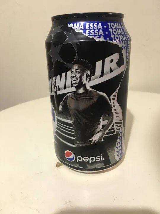 Lata vazia Vini Júnior Pepsi