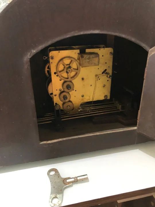 Relógio antigo de mesa  - Foto 3