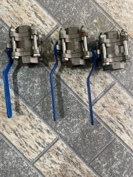 Válvula de Esfera Tripartida S1000 A/C 3/4" BSP