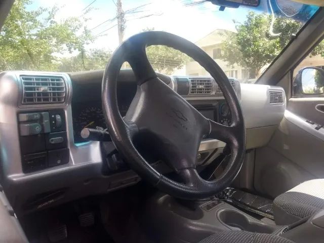S10 4.3 V6, faz sucesso onde passa - Foto 5