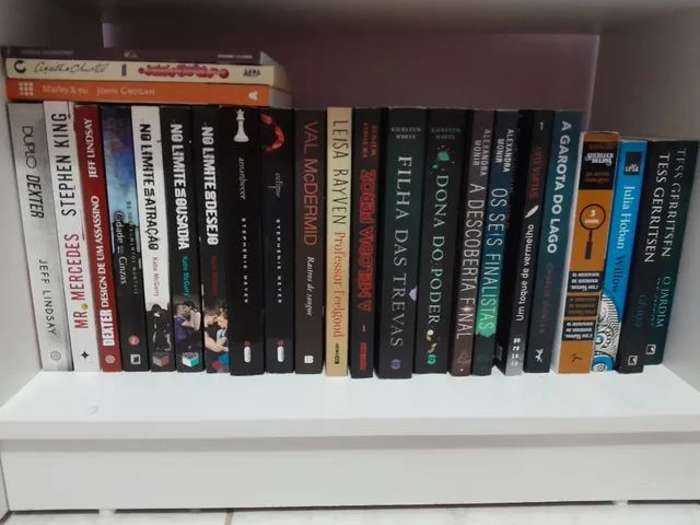 Vende-se livros novos e seminovos - Foto 2