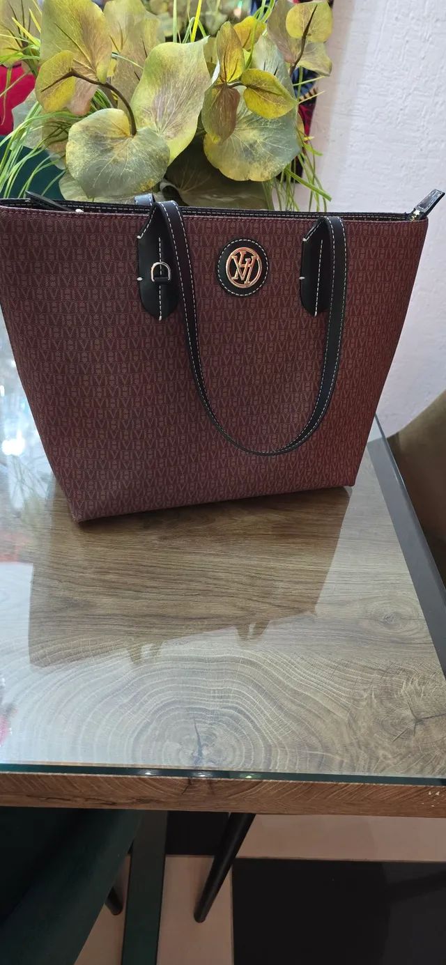 Bolsa média Victor Hugo Vermelha 