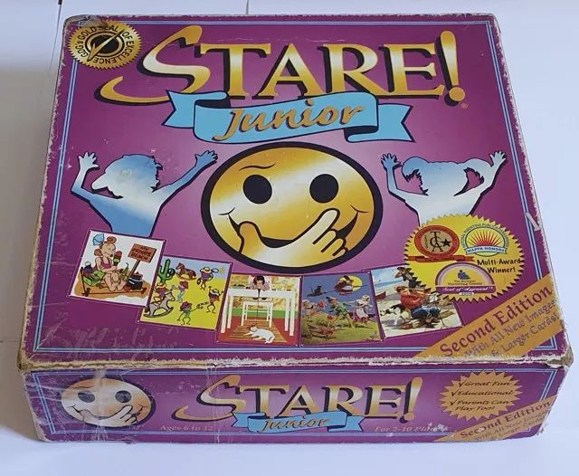Jogo Stare Junior (em inglês)