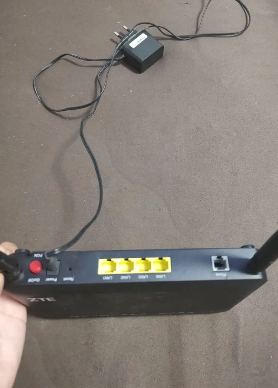 Vendo modem ZTE novo
