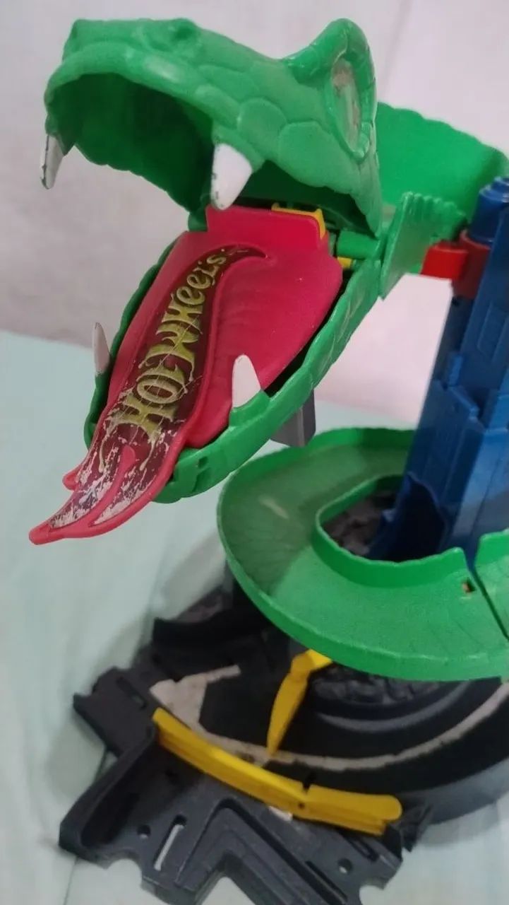 Pista de Carrinho Hot Wheels Cobra - Radical! - Foto 2