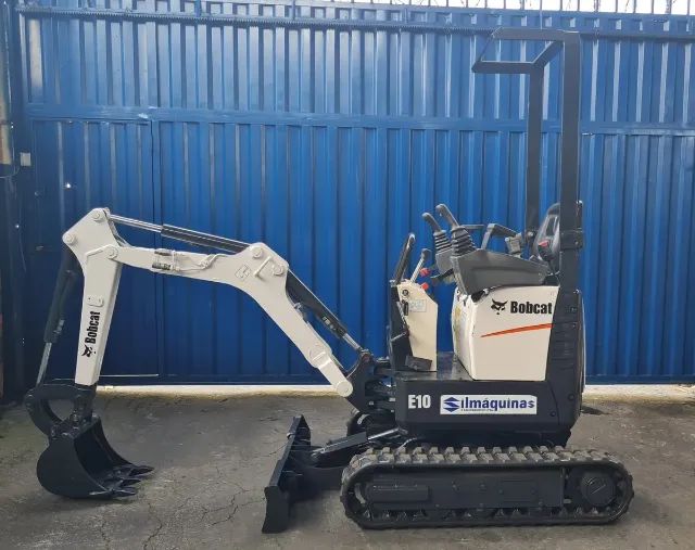 Mini Escavadeira Bobcat Mod. E10 Ano 2023 Com +/- 695.34h - Foto 2