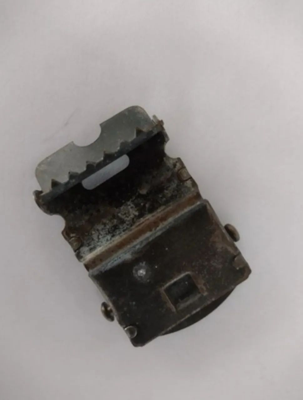 Fivela de Cinto Militar Antiga - Foto 2