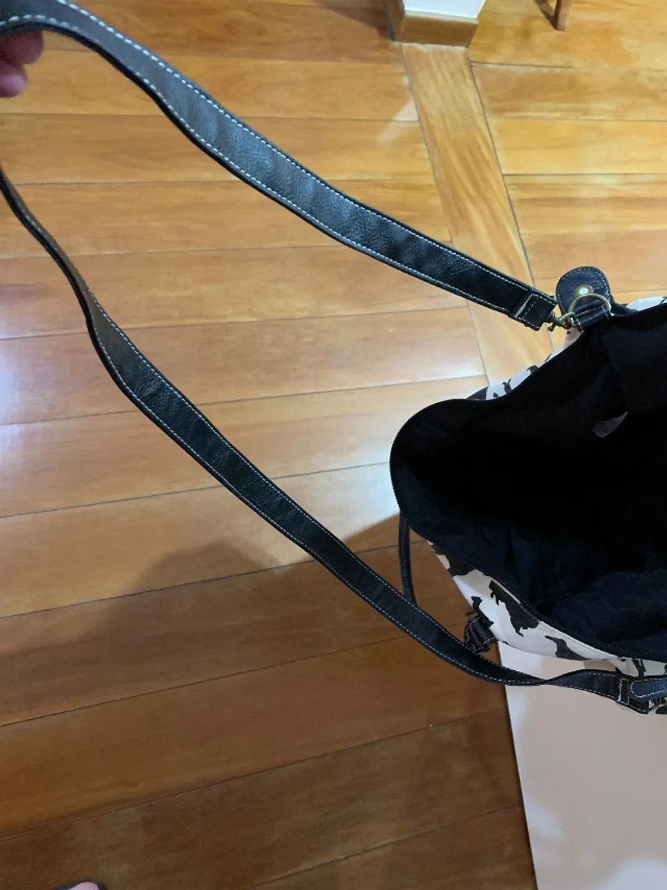 Bolsa tipo sacola bege estampa preta  - Foto 3