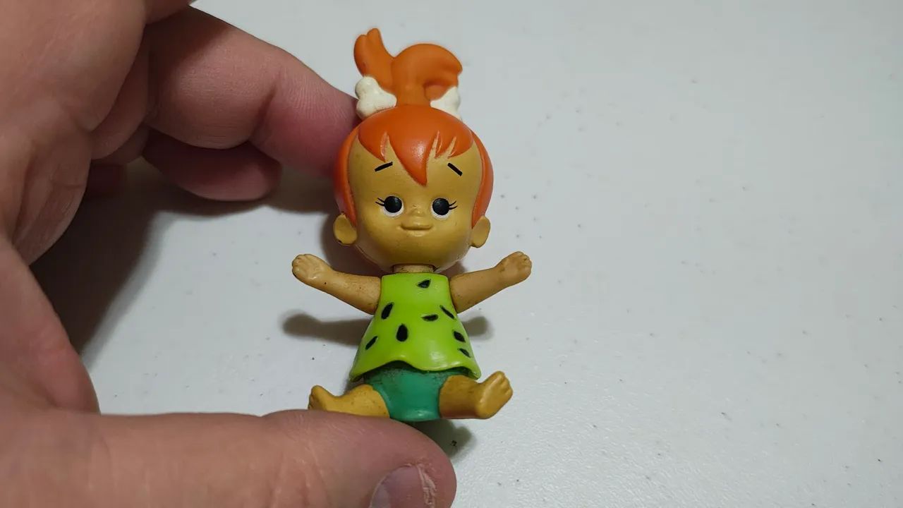 Bonequinha Pebbles Flintstones - Pedrita para coleção  - Foto 5
