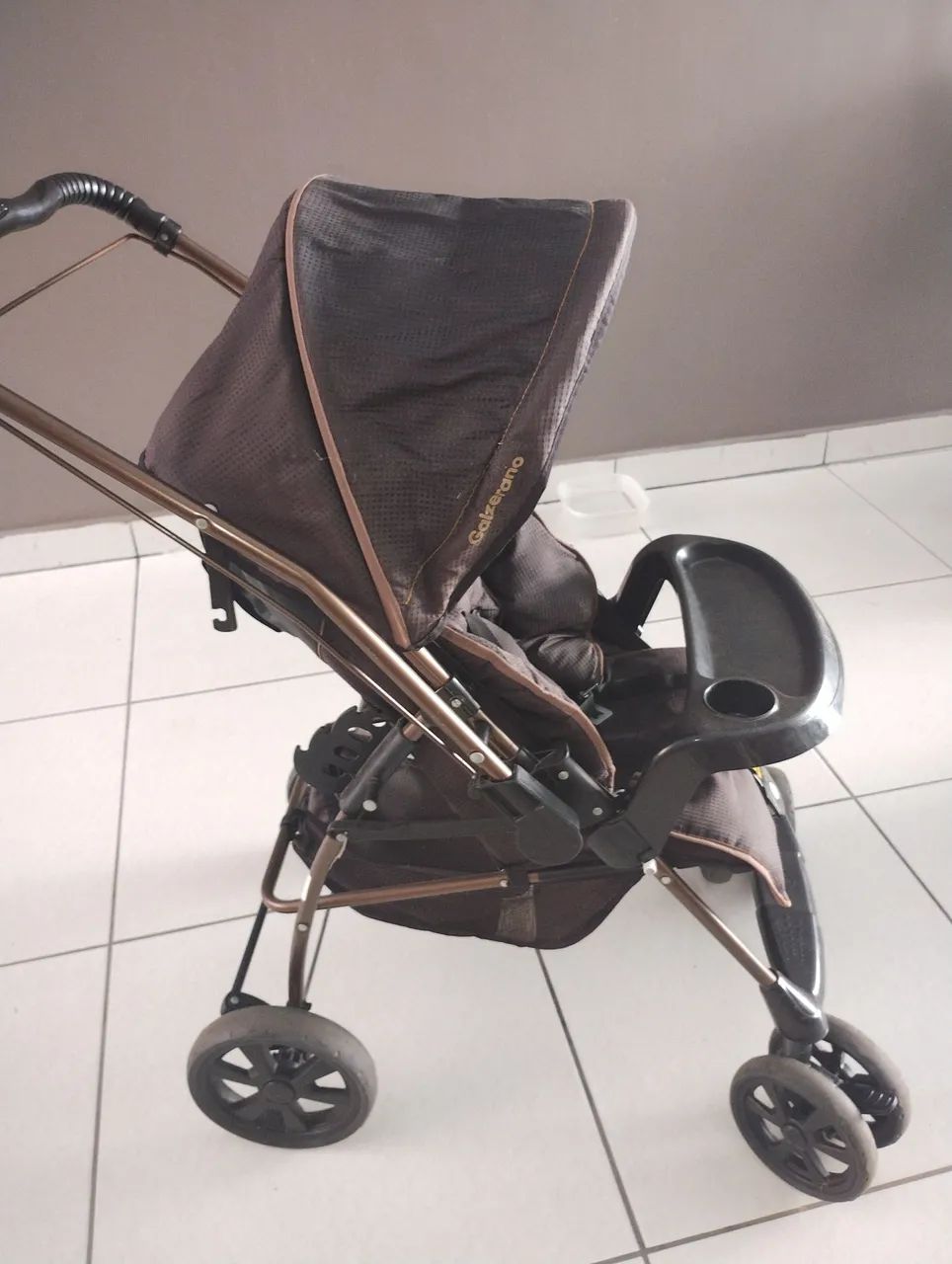 Carrinho de Bebê Compacto e Confortável - Foto 5