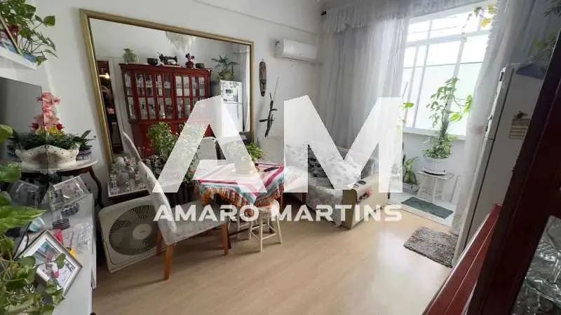 sala quarto com varanda quadra da praia - Foto 4