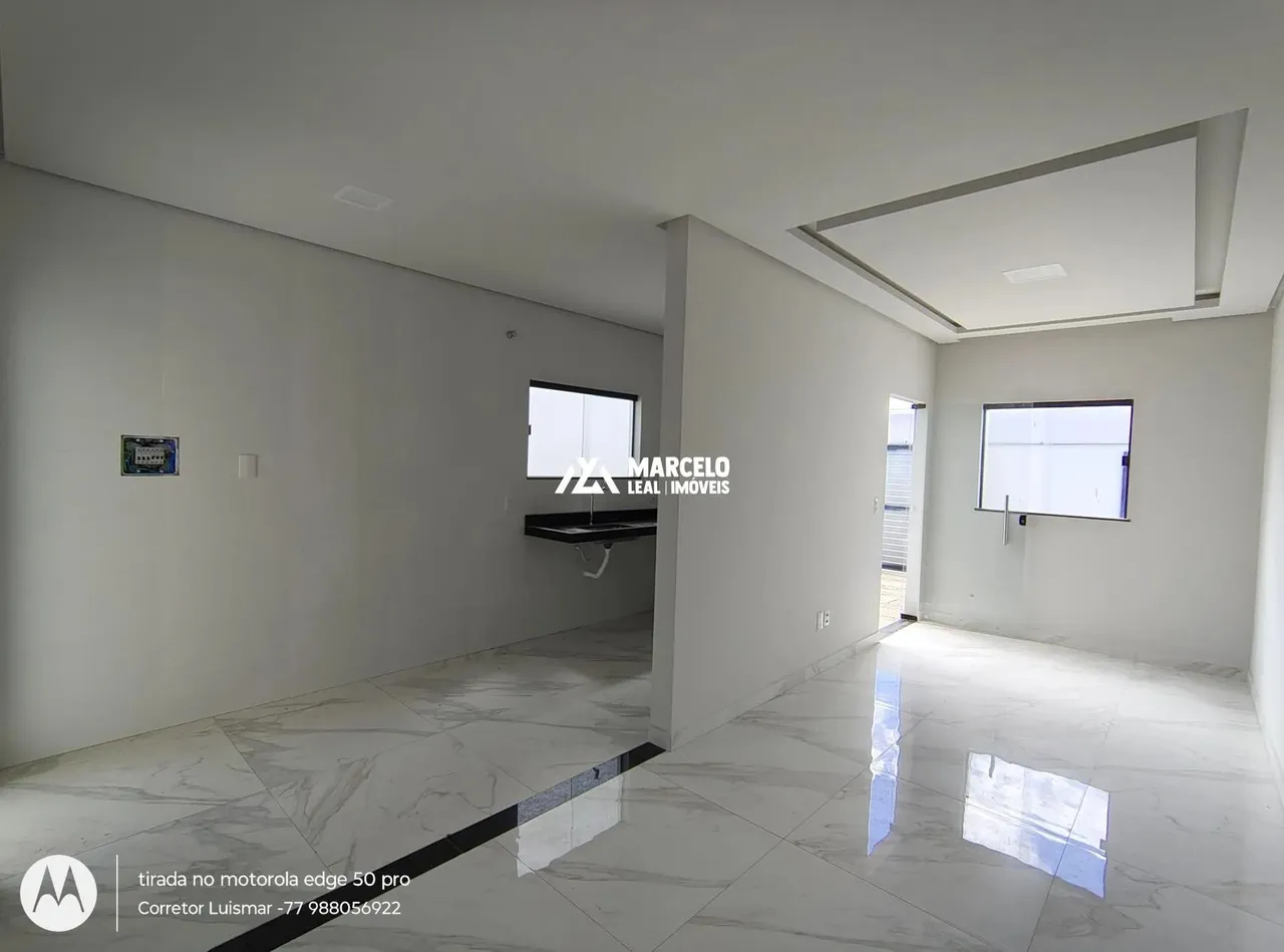 Vendo excelente casa 3 quartos sendo 1 suíte, sala, cozinha, banheiro social no