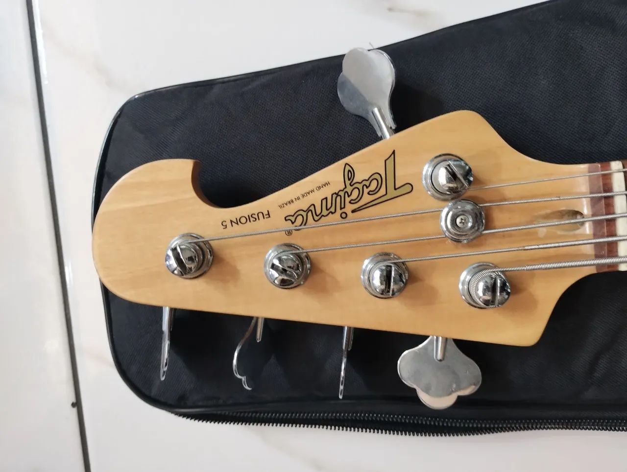 Baixo Tagima Fusion 5 Cordas - Hand Made in Brazil  - Foto 3