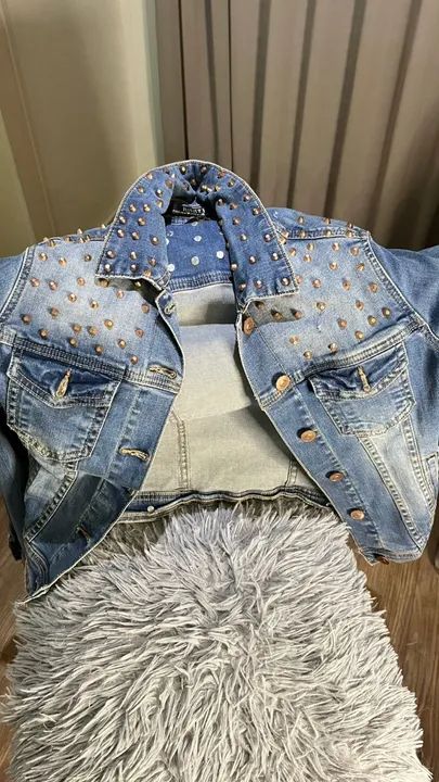 Jaqueta Jeans M com Spikes Rishty