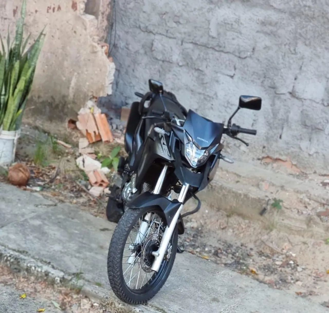 Xre300 