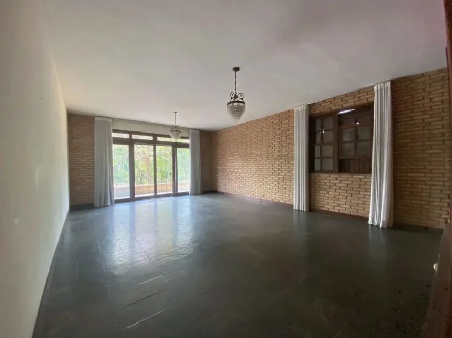 CASA BRAÚNAS - PAMPULHA..