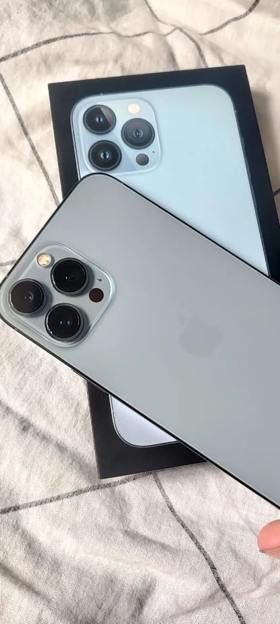 Iphone 13 Pro Max Azul 128 GB zerado conservado - Celulares e