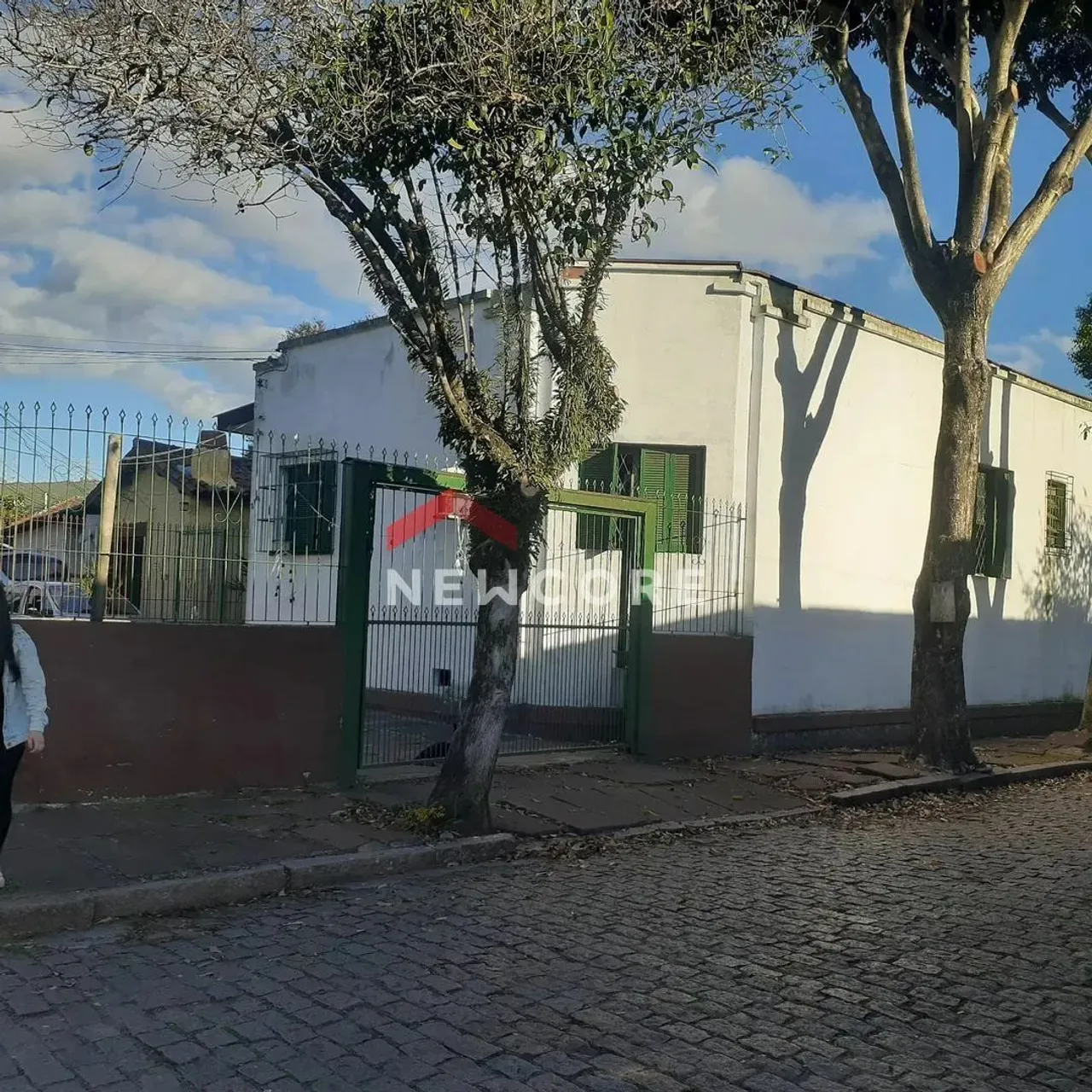 Casa em Rua Coronel Neves - Medianeira - Porto Alegre/RS
