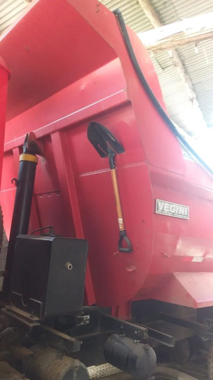 VENDO CAMINHAO TRUCK CAÇAMBA MERCEDES 2318 TRAÇADO - Foto 3