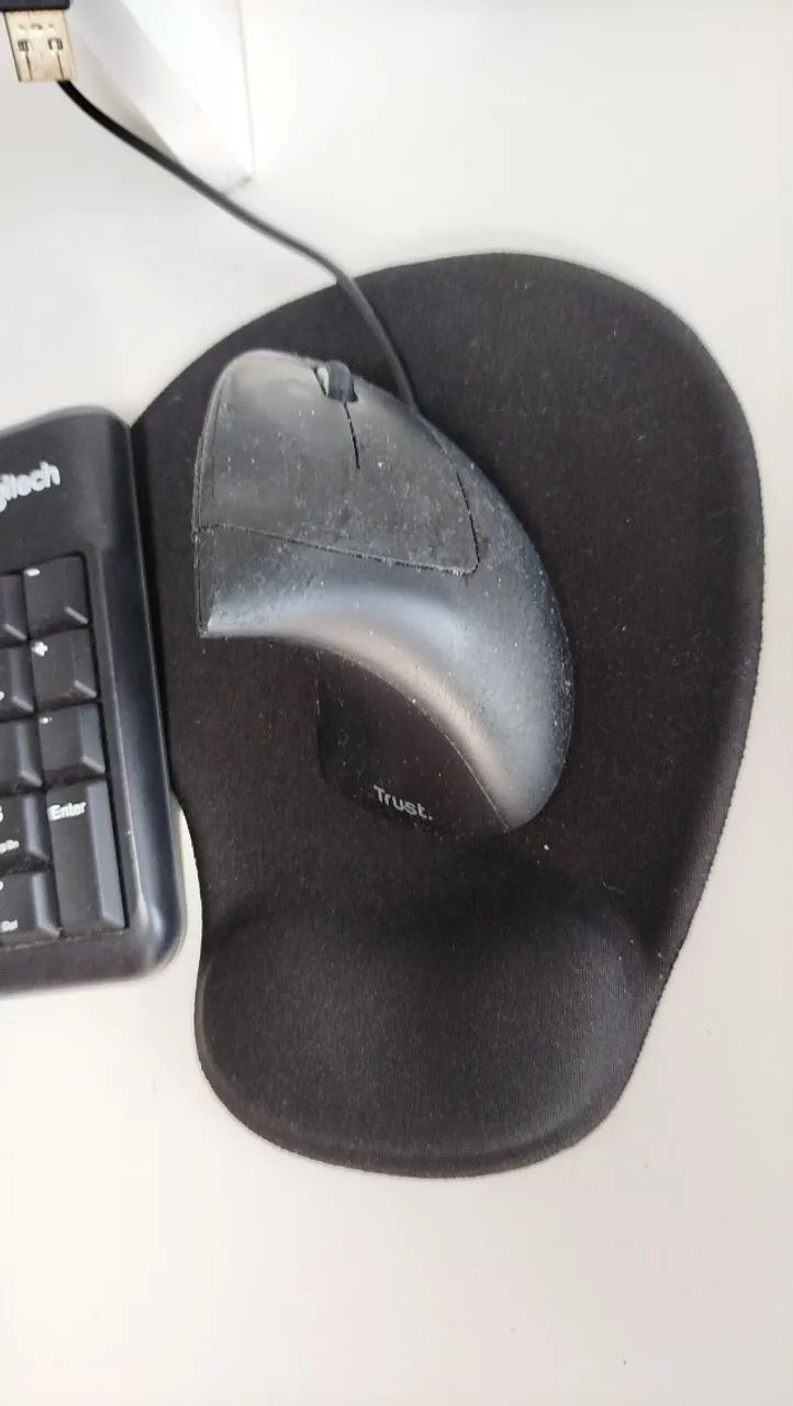 Logitech Keyboard and Mouse for PC64341172031619123