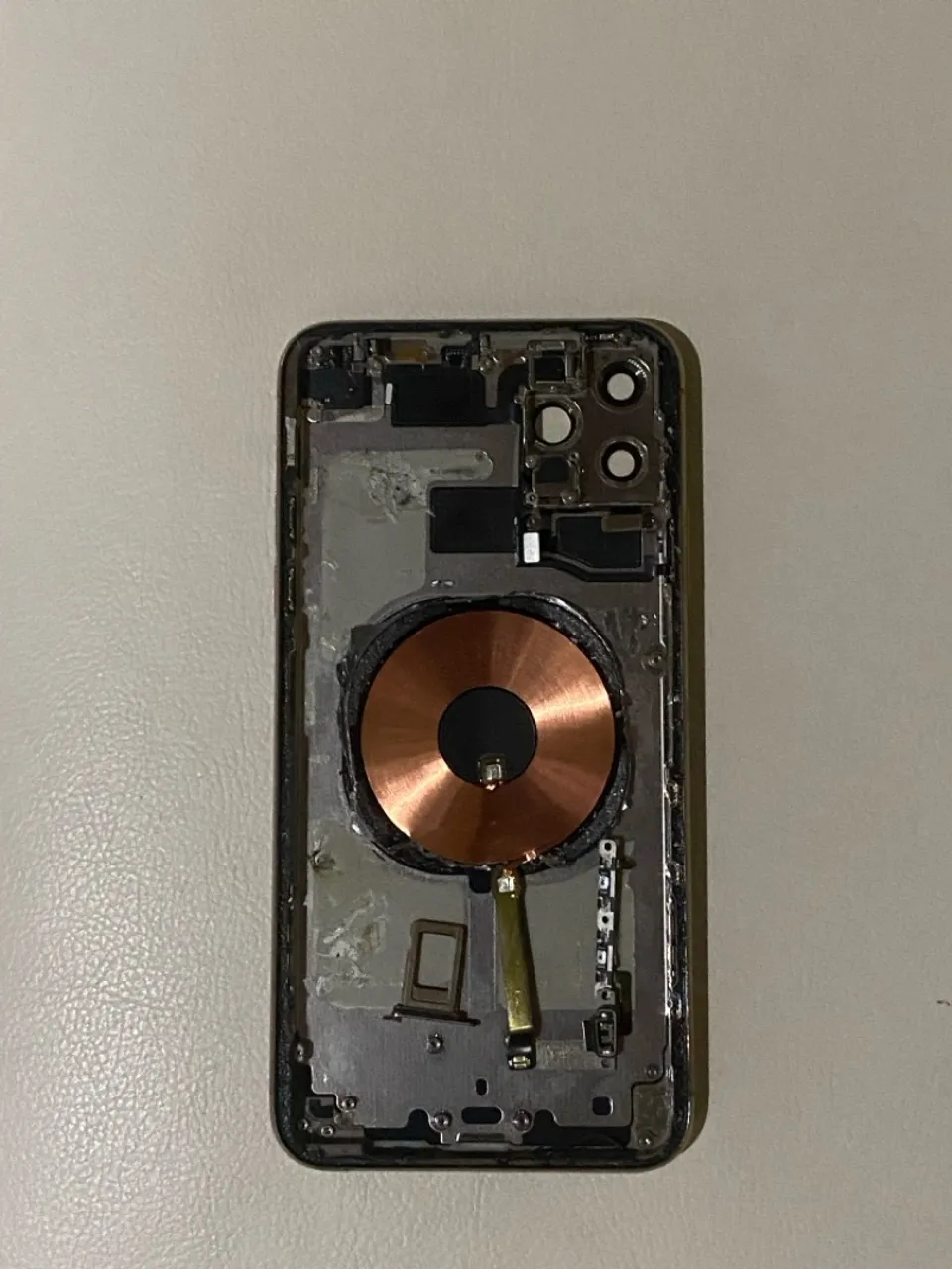Carcaça Completa iPhone com Carregamento por Indução
