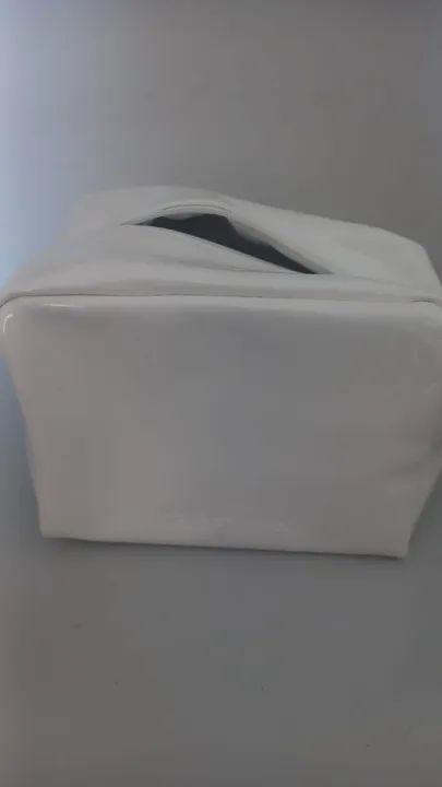 Necessaire Feminina Bege em Plástica - Foto 3