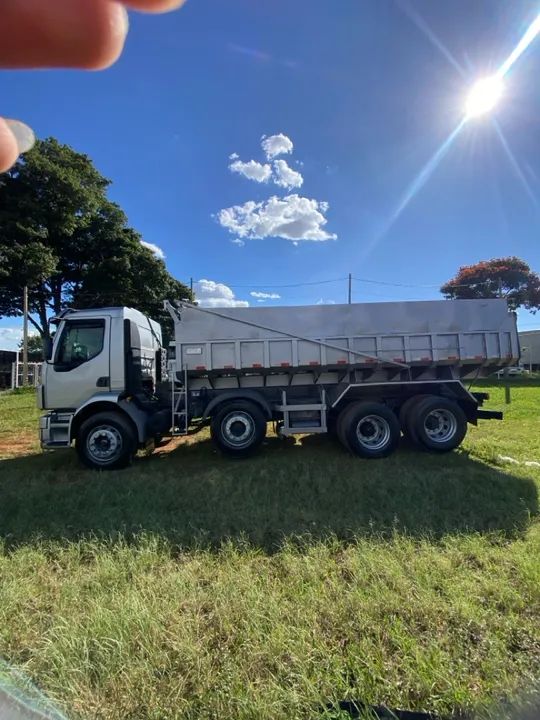 Volvo vm 260 basculante 4º eixo  - Foto 6