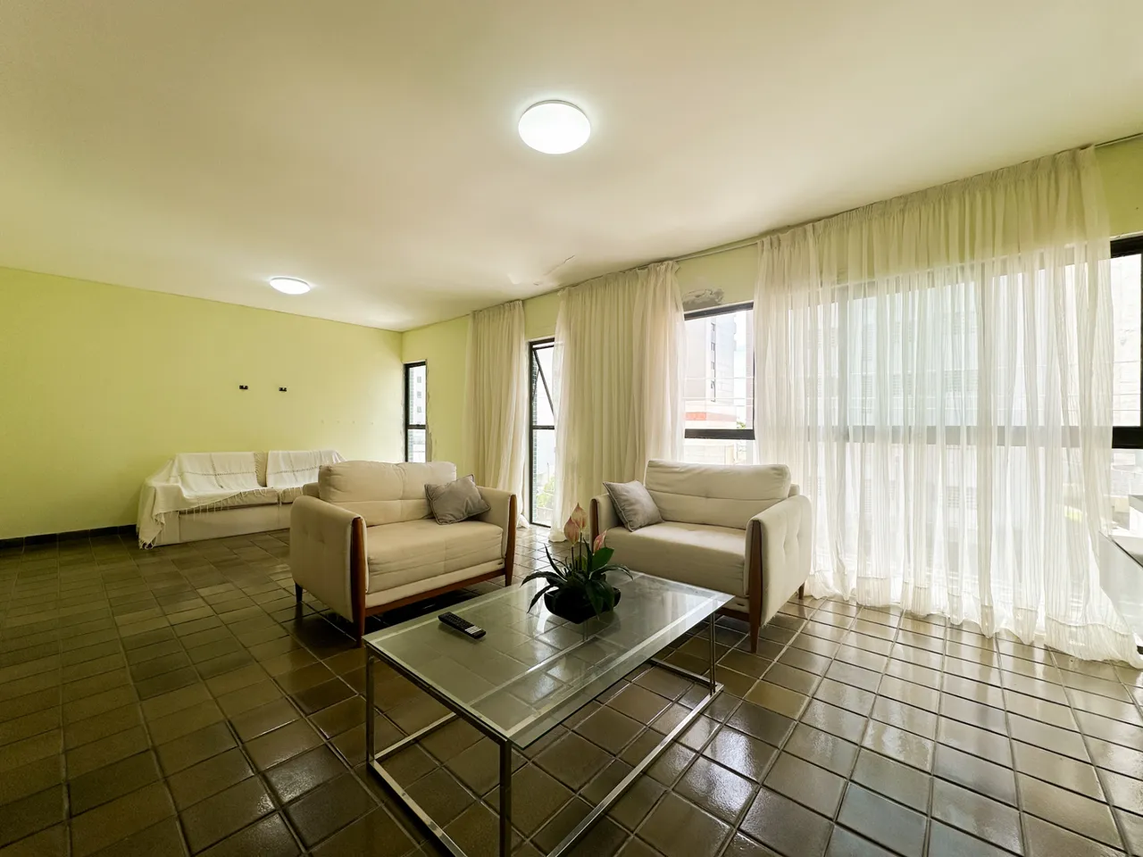 Apartamento com 146m² para alugar em Boa Viagem