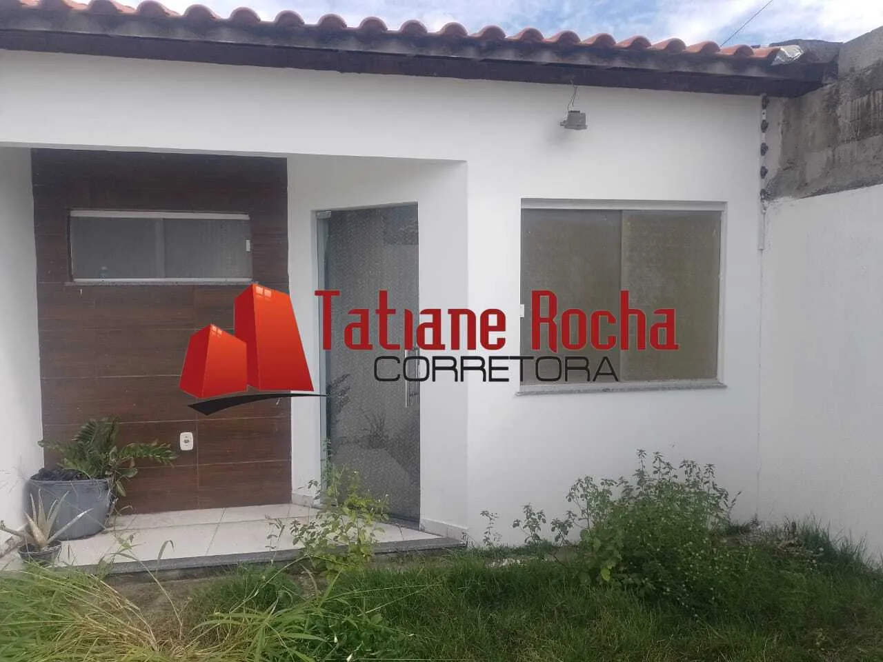 Vendo excelente casa próximo ao Parque dos Sabiás.
