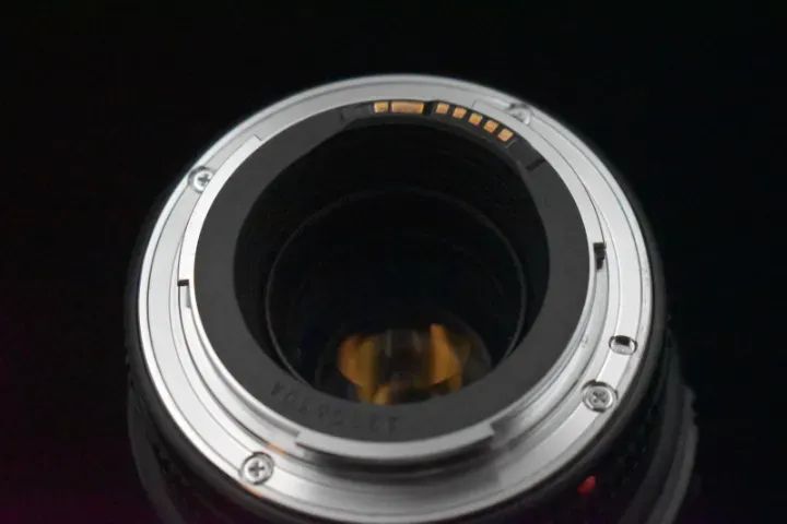 Lente Canon EF 100mm f/2.8 Macro USM - Foto 4