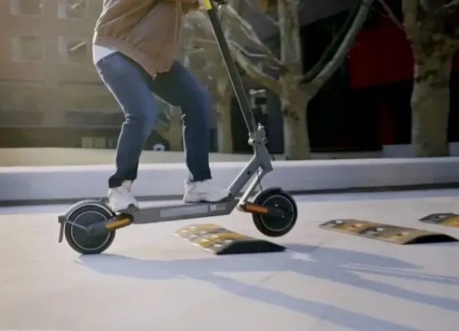 Patinete Elétrico Xiaomi Eletric Scooter 4 Ultra - Foto 6