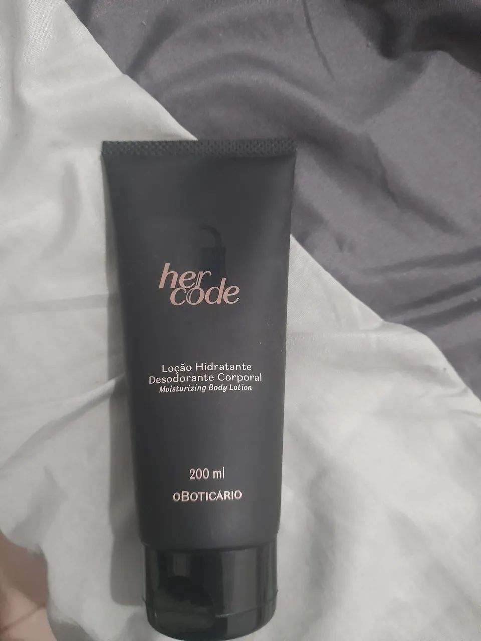 Loção Hidratante Her Code O Boticário 
