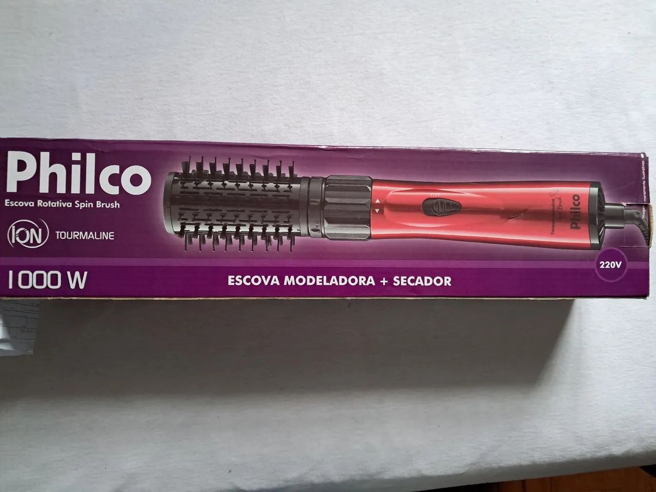 Escova modeladora  e  secadora