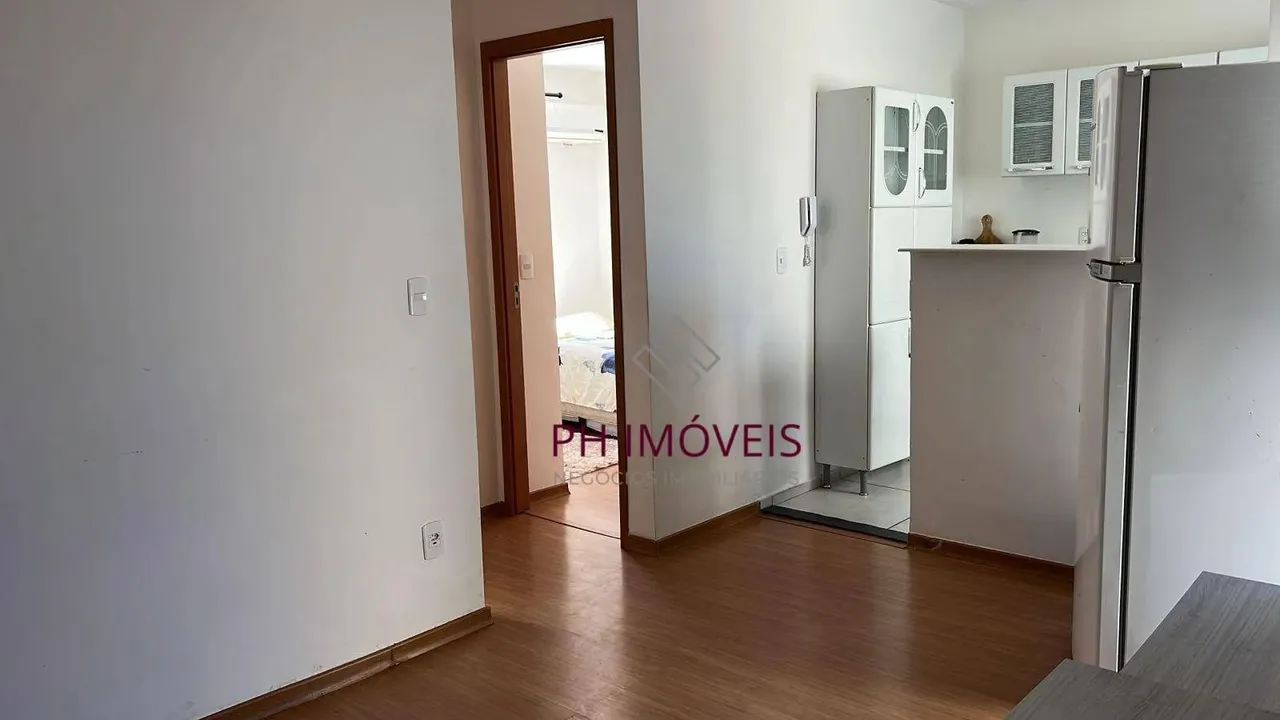Apartamento com 2 dormitórios disponível para locação no bairro de Petrópolis - 50m²