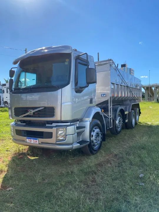 Volvo vm 260 basculante 4º eixo  - Foto 4