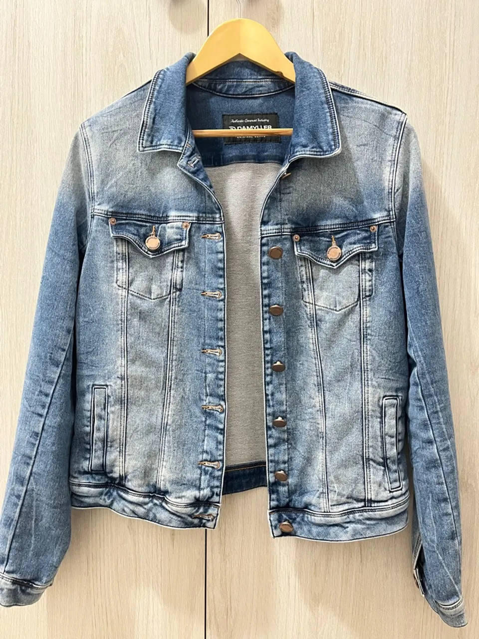 Jaqueta jeans feminina