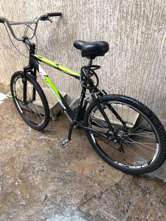 Bicicleta Mountain Bike