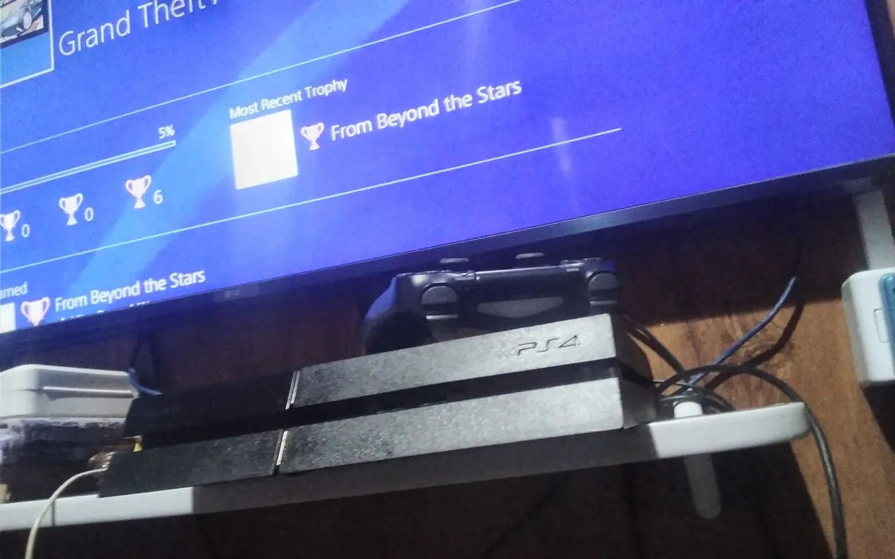 Playstation 4 de 1TB já com jogos instalados preço imbatível aceito proposta 