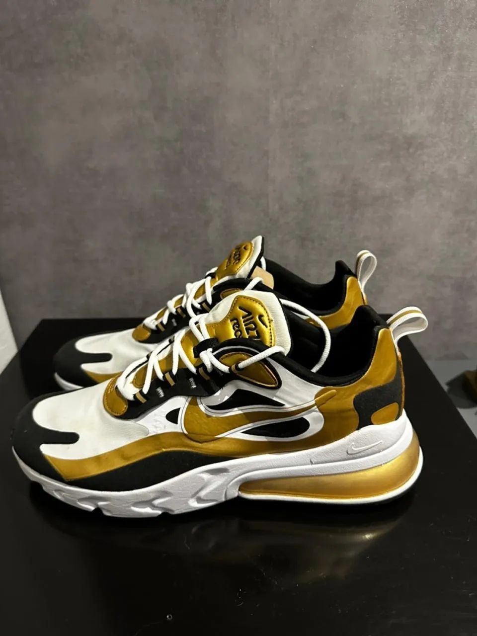 Nike Air Max 270 - Novo!