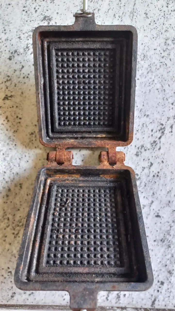 Antiga sanduicheira em ferro fundido Bourges e cia ltda antiguidade Raridade uso enfeite  - Foto 4