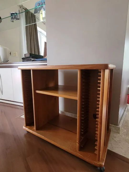 Estante de Madeira para Tv , dvd , gamer e CDs - Foto 3