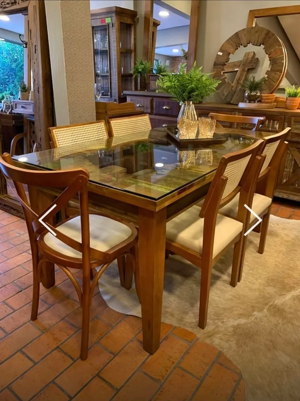 Mesa de jantar 6 lugares MOVEIS DO BEM primeira qualidade 