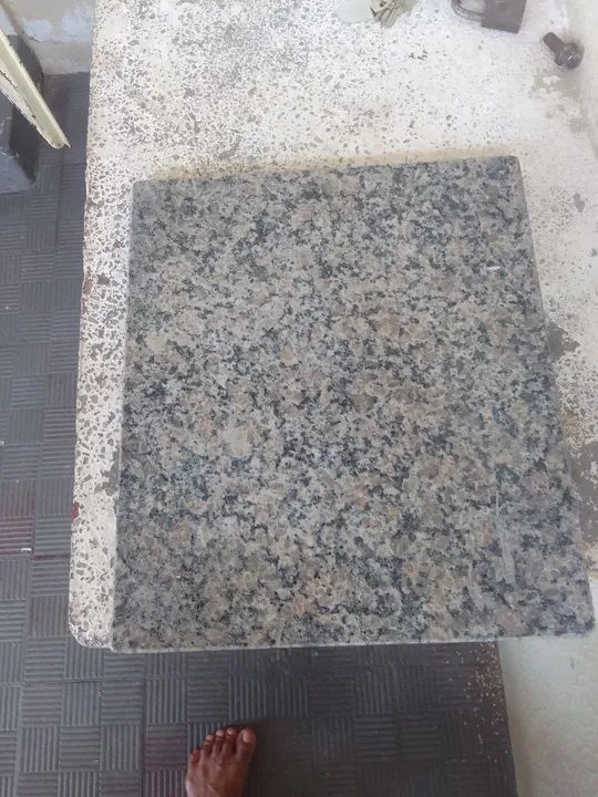 Pedra de mármore bem conservada em perfeito estado!