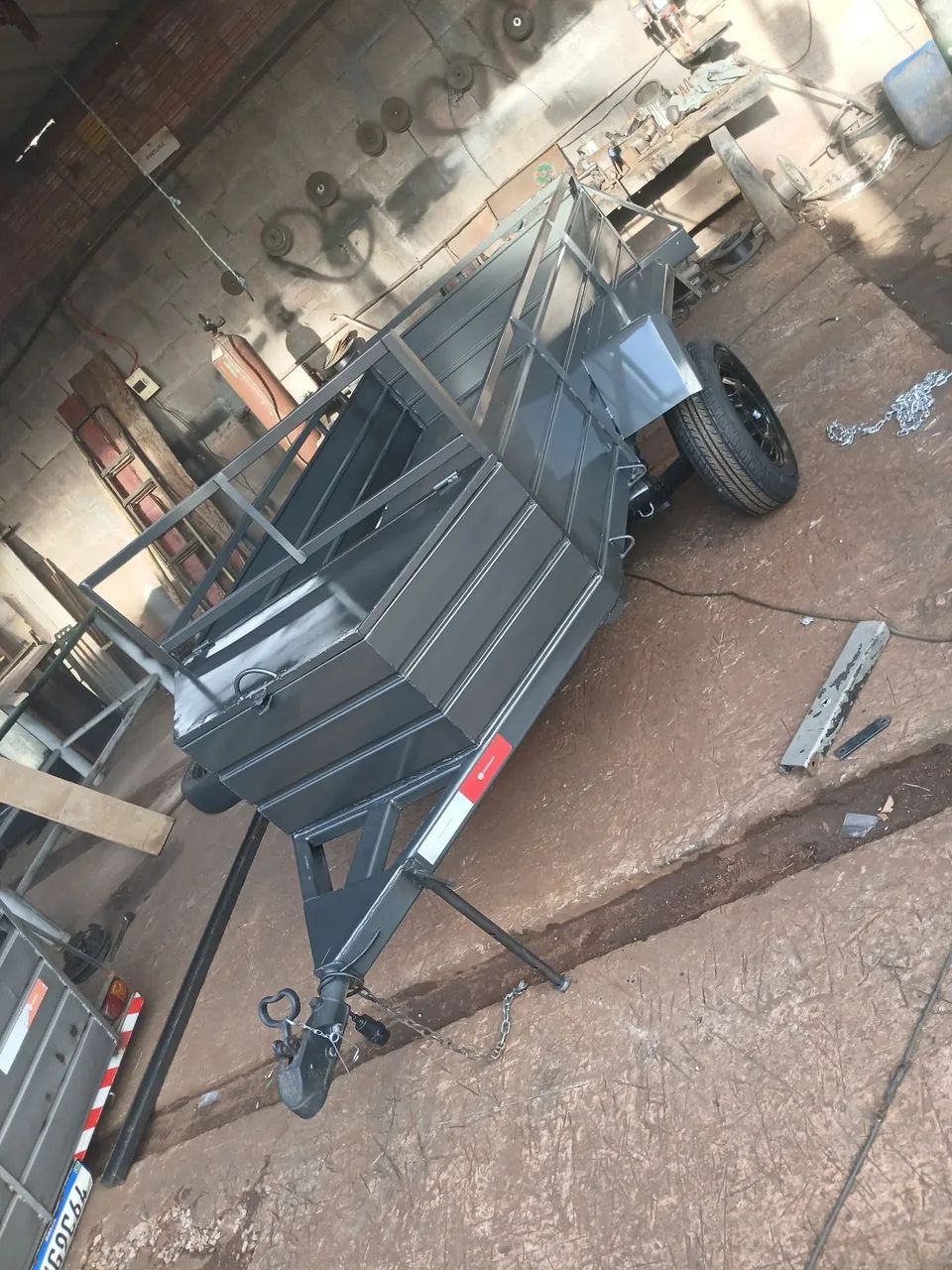 Carretinha reboque nova com bau na frente.  - Foto 5